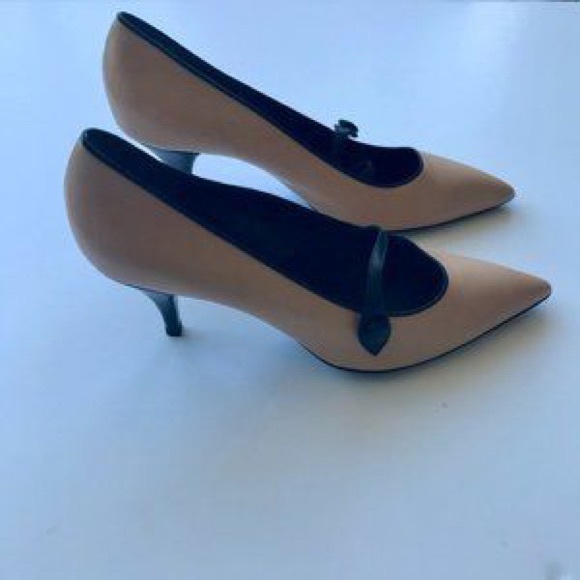 NWOT Escada heels two tone size 35.5 - Picture 5 of 9